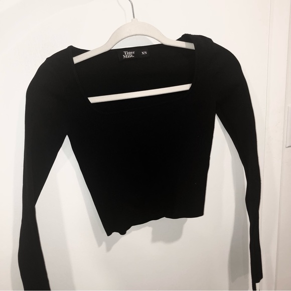 *SOLD* Tiger Mist long sleeve shirt and skirt (set) xsmall - Picture 6 of 7